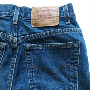 high-rise levi mom jeans!!
